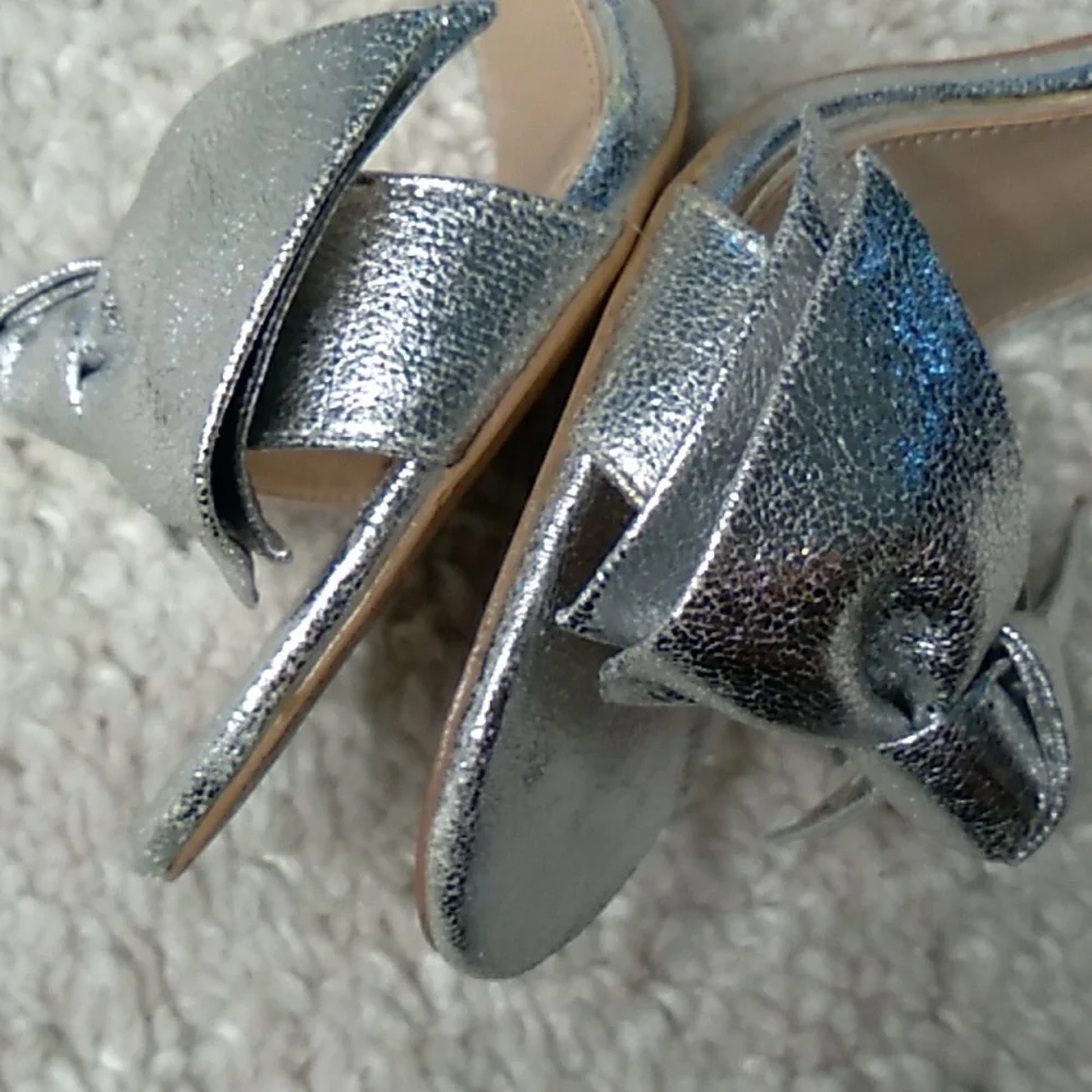 ASOS Mettalic/foil bow heels size 10.5 - Picture 13 of 16